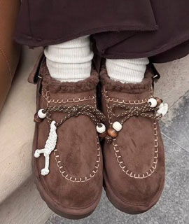 Ugg Terlik Boncuklu Kahverengi