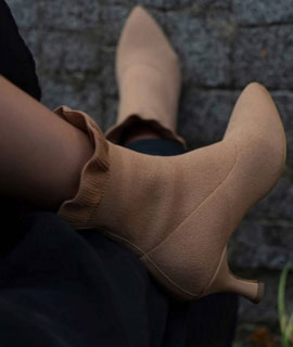Frilly Sock Boots Beige